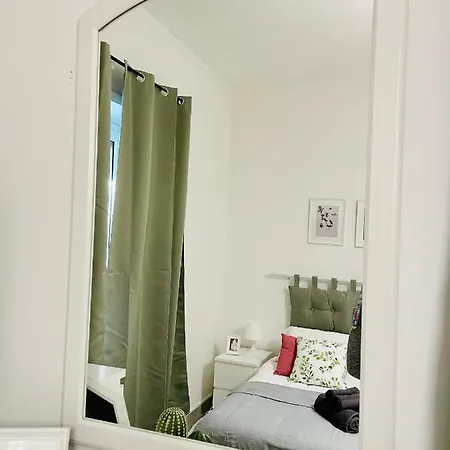 Homes - Monte 61 - Near Trastevere * Roma